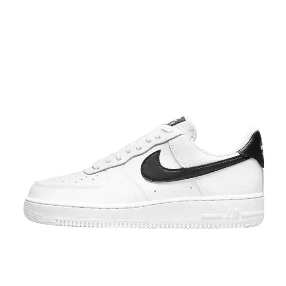 Women's Size 6 Nike Air Force 1 '07 Shoes Triple White 1 Low DD8959-103 Sneakers